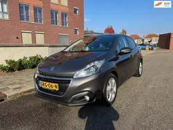 Grijs Gebruikt 2019 Peugeot 208 Active Hatchback | € 9.950 (Eerlijke prijs)