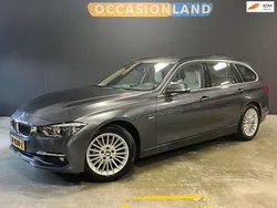 Grijs Gebruikt 2018 BMW 318 Executive Stationwagen | € 17.350 (Super prijs)