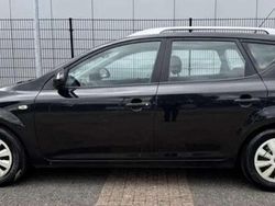 Zwart Gebruikt 2007 Kia Ceed Hatchback | € 2.700 (Eerlijke prijs)
