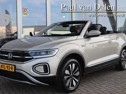 Grijs Gebruikt 2024 VW T-Roc Cabriolet Move Cabriolet | € 34.815 (Eerlijke prijs)