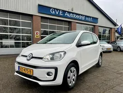 Wit Gebruikt 2017 VW up! take up! Hatchback | € 6.650 (Eerlijke prijs)