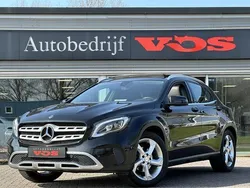 Zwart, metallic lak Gebruikt 2017 Mercedes GLA180 SUV | € 20.900 (Iets duurder)