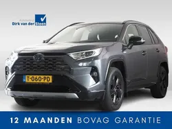 Grijs, metallic lak Gebruikt 2021 Toyota RAV4 Style SUV | € 37.850 (Eerlijke prijs)