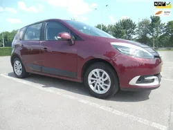 Rood Gebruikt 2013 Renault Scénic III Collection MPV | € 3.950 (Super prijs)