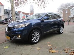 Blauw (metallic) Gebruikt 2018 Renault Kadjar Intens SUV | € 13.485 (Eerlijke prijs)