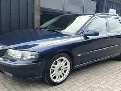 Blauw Gebruikt 2001 Volvo V70 Comfort Stationwagen | € 1.995 (Eerlijke prijs)