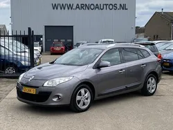 Grijs Gebruikt 2010 Renault Mégane GrandTour Dynamique Stationwagen | € 3.495 (Eerlijke prijs)