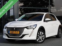 Wit Gebruikt 2021 Peugeot e-208 Active Hatchback | € 14.350 (Super prijs)