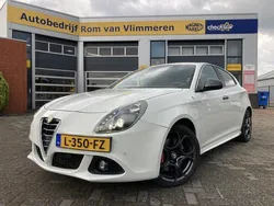 Wit Gebruikt 2015 Alfa Romeo Giulietta Quadrifoglio Verde Hatchback | € 17.999 (Iets duurder)