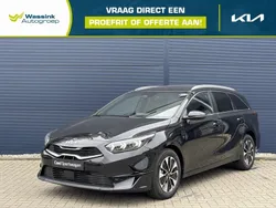 Aurora black pearl (zwart metallic) Nieuw 2025 Kia Ceed Sportswagon Premium Stationwagen | € 32.895 (Goede deal)