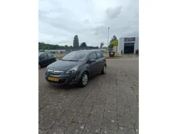 Grijs, metallic lak Gebruikt 2012 Opel Corsa Cosmo Hatchback | € 4.995 (Eerlijke prijs)