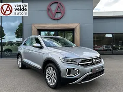 Suv Gebruikt 2024 VW T-Roc Style SUV | € 34.945 (Eerlijke prijs)