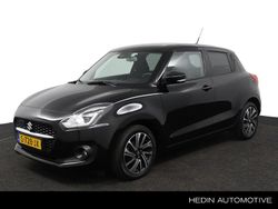 Zwart Gebruikt 2023 Suzuki Swift Style Hatchback | € 17.450 (Eerlijke prijs)