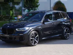 Zwart, metallic lak Gebruikt 2020 BMW X5 Executive SUV | € 56.750 (Eerlijke prijs)