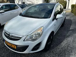 Wit Gebruikt 2012 Opel Corsa Color Edition Hatchback | € 2.999 (Goede deal)
