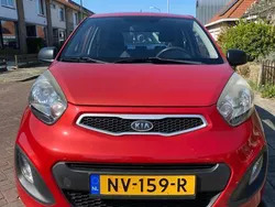 Rood Gebruikt 2012 Kia Picanto Hatchback | € 4.100 (Goede deal)
