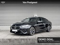 Saphirschwarz metallic (zwart metallic) Gebruikt 2025 BMW 220 Comfort Edition Coupé | € 42.900 (Super prijs)
