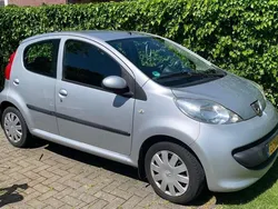 Grijs Gebruikt 2008 Peugeot 107 Hatchback | € 2.750 (Eerlijke prijs)