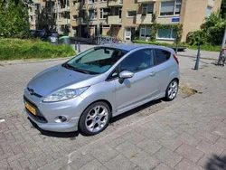 Zilver Gebruikt 2010 Ford Fiesta Sport Hatchback | € 5.000 (Eerlijke prijs)