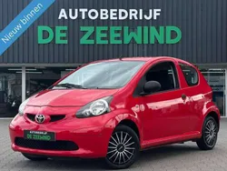 Rood Gebruikt 2006 Toyota Aygo Hatchback | € 1.299 (Goede deal)
