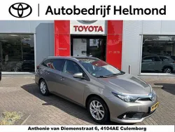 Bruin Gebruikt 2016 Toyota Auris Touring Sports Business Edition Stationwagen | € 15.950 (Iets duurder)