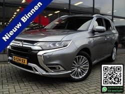 Grijs Gebruikt 2020 Mitsubishi Outlander Intense SUV | € 23.445 (Eerlijke prijs)