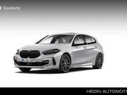 Zilver Gebruikt 2025 BMW 120 Comfort Edition Hatchback | € 67.847