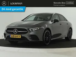 Grijs Gebruikt 2020 Mercedes A250 Premium Plus Sedan | € 30.945 (Eerlijke prijs)