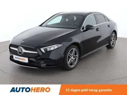 Zwart Gebruikt 2020 Mercedes A250 AMG line Sedan | € 26.949 (Goede deal)