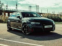 Zwart Gebruikt 2017 Audi RS3 Hatchback | € 36.950 (Super prijs)