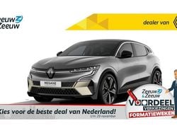 Onbekend Gebruikt 2024 Renault Mégane Iconic Hatchback | € 42.020