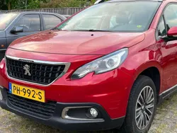Rood Gebruikt 2017 Peugeot 2008 SUV | € 7.200 (Goede deal)