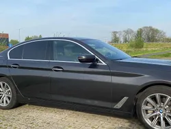 Grijs Gebruikt 2018 BMW 530 Sedan | € 24.500 (Eerlijke prijs)