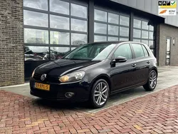 Zwart Gebruikt 2012 VW Golf VII Trendline Hatchback | € 6.975 (Eerlijke prijs)