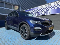 Blauw Gebruikt 2021 VW T-Roc SUV | € 27.950 (Goede deal)