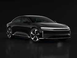Zwart, metallic lak Nieuw 2025 Lucid Air Pure Sedan | € 99.800