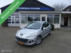 Grijs Gebruikt 2012 Peugeot 207 Urban Move Hatchback | € 4.350 (Eerlijke prijs)