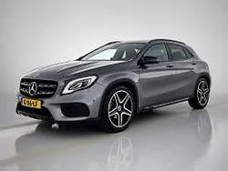 Berggrijs metaalkleur metallic Gebruikt 2019 Mercedes GLA180 AMG SUV | € 26.945 (Eerlijke prijs)