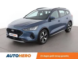 Blauw, metallic lak Gebruikt 2023 Ford Focus Active Stationwagen | € 25.049 (Eerlijke prijs)