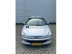 Grijs Gebruikt 2008 Peugeot 206 Hatchback | € 1.350 (Goede deal)