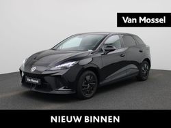 Zwart Gebruikt 2023 MG MG4 EV Hatchback | € 19.495 (Eerlijke prijs)