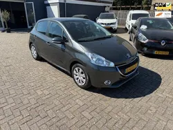 Grijs Gebruikt 2013 Peugeot 208 Envy Hatchback | € 6.400 (Goede deal)