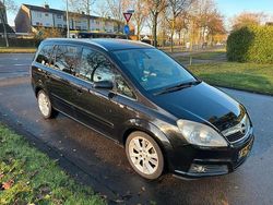 Zwart Gebruikt 2007 Opel Zafira Executive MPV | € 1.950 (Goede deal)
