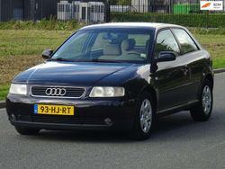 Blauw Gebruikt 2001 Audi A3 Ambiente Hatchback | € 2.499 (Eerlijke prijs)
