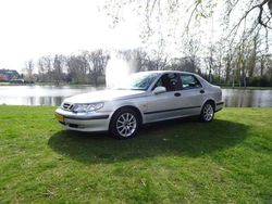 Grijs Gebruikt 1998 Saab 9-5 Griffin Sedan | € 3.750 (Duur)