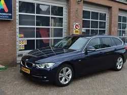 Blauw Gebruikt 2017 BMW 320 Comfort Edition Stationwagen | € 14.649 (Goede deal)