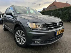 Grijs Gebruikt 2019 VW Tiguan Comfortline SUV | € 14.999 (Goede deal)