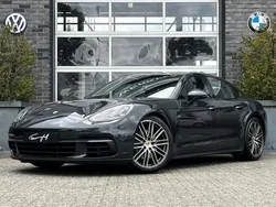 Grijs Gebruikt 2017 Porsche Panamera Sedan | € 59.950 (Goede deal)