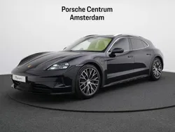 Zwart Gebruikt 2024 Porsche Taycan Cross Turismo Sedan | € 134.950