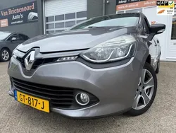 Grijs Gebruikt 2015 Renault Clio GrandTour Night&Day Stationwagen | € 6.799 (Goede deal)